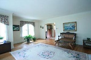 3rd image of 133 S East Ave