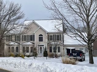 6 Stoneywyke Rd, Windham, NH 03087