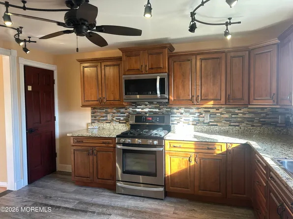 202 Monmouth Blvd, Oceanport, NJ 07757