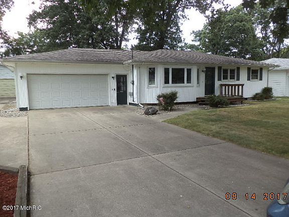 2nd image of 7244 Leawood St