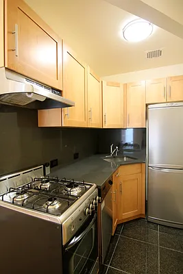 Rented by JK Dansar Corp | media 6