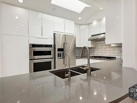 2nd image of 1875 S Beverly Glen Blvd APT 405
