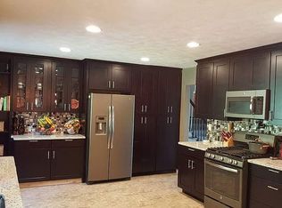 2130 Easthill Dr, Muskegon, MI