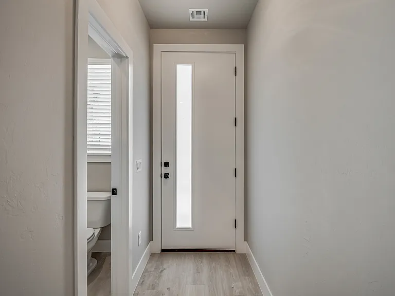 13 N Walnut St — Photo 10
