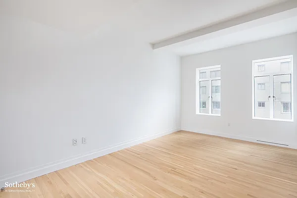 Sold by Sotheby's International Realty | media 20