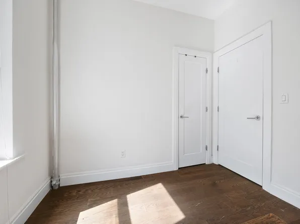 526 West 111th Street image 12 of 16