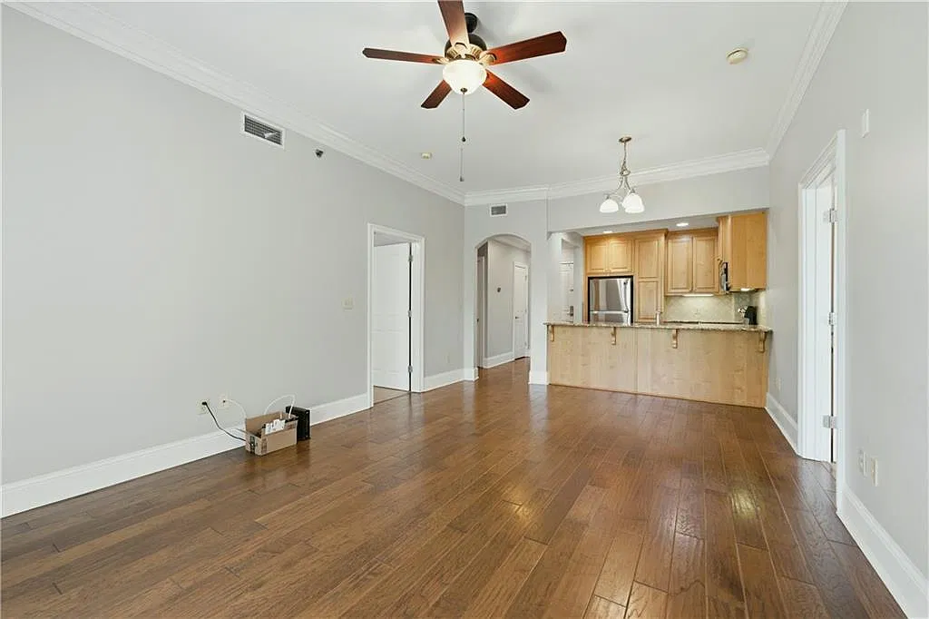 2 bed, 2.0 bath, 1157 sqft, $2,200 — Photo 3