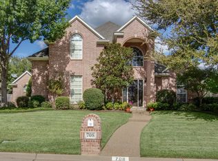 708 Glen Abbey Dr, Mansfield, TX 76063