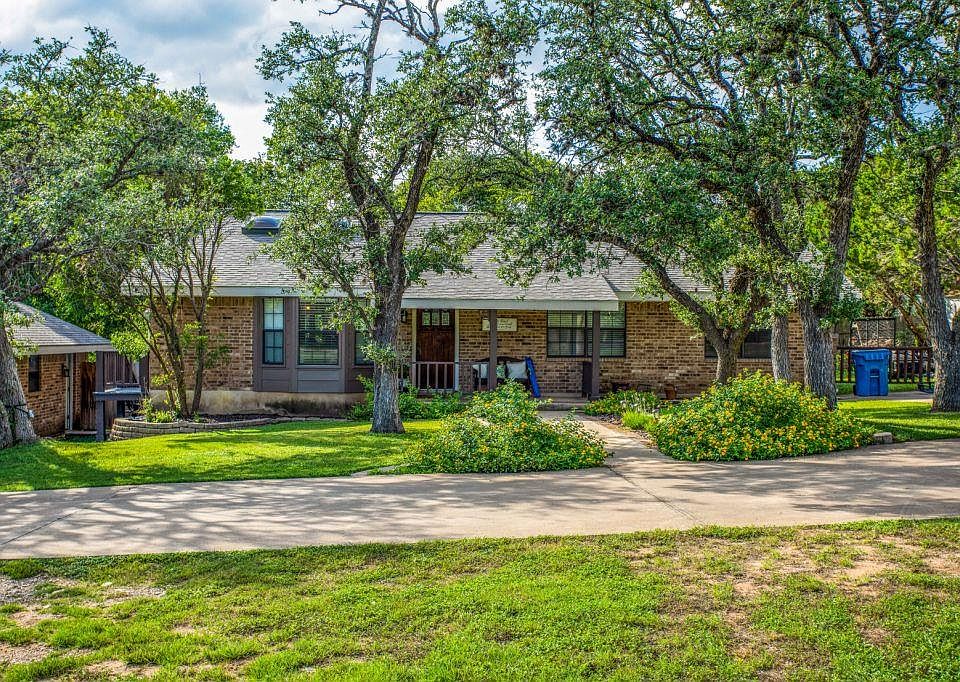 1st image of 112 Catalina Ct