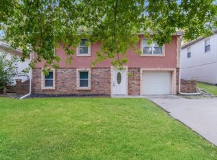 4813 N Wallace Dr, Kansas City, MO 64119