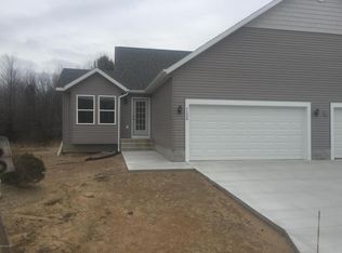 7126 Kerrie Ln, Spring Lake, MI 49456