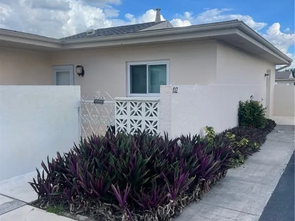 702 Joel Blvd, Lehigh Acres, FL 33936