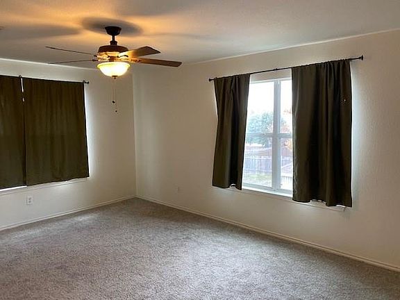 5th image of 2112 Woodway Dr