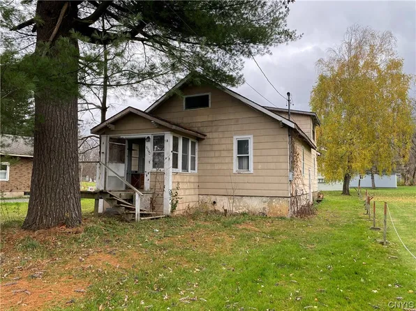 9240 Willowvale Ave, New Hartford, NY 13413