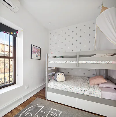 Sold by Compass | media 7
