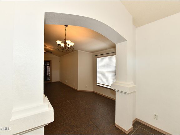 3rd image of 11933 Jim Webb Dr