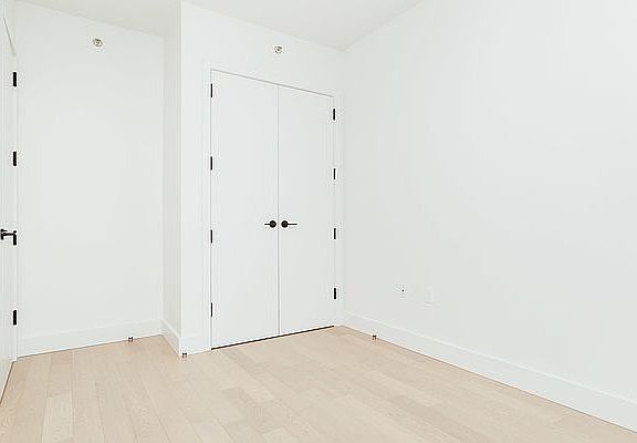 5th image of 559 4th Ave #810