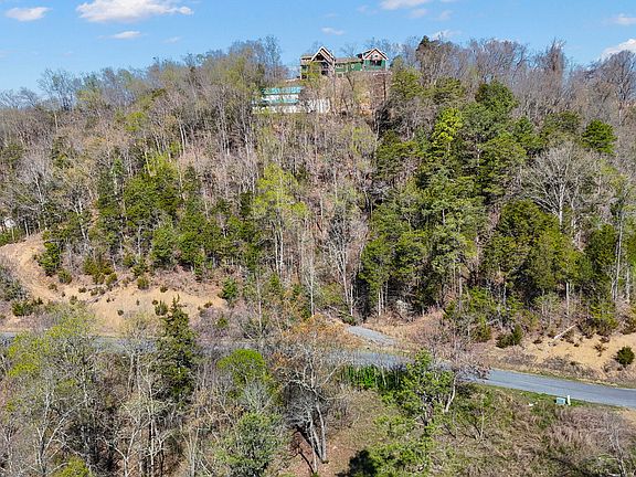 3rd image of LOT 79 Stone Bridge Dr