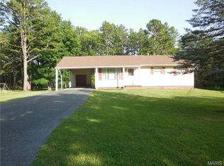 10323 Bust Dr, Potosi, MO 63664