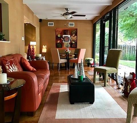 2nd image of 134 Palo Verde Dr