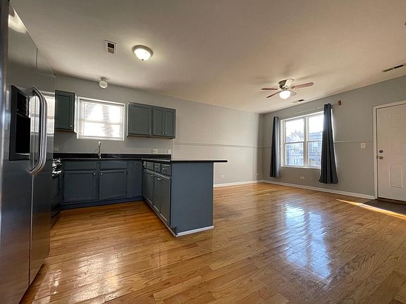 3rd image of 1505 S Sawyer Ave #2