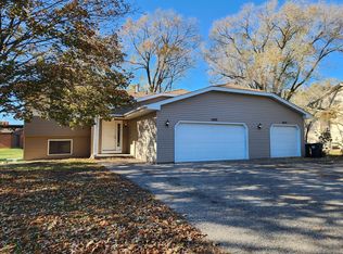 11460 Foley Blvd NW, Coon Rapids, MN 55448
