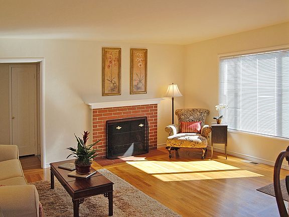 5th image of 5439 Fresno Ave