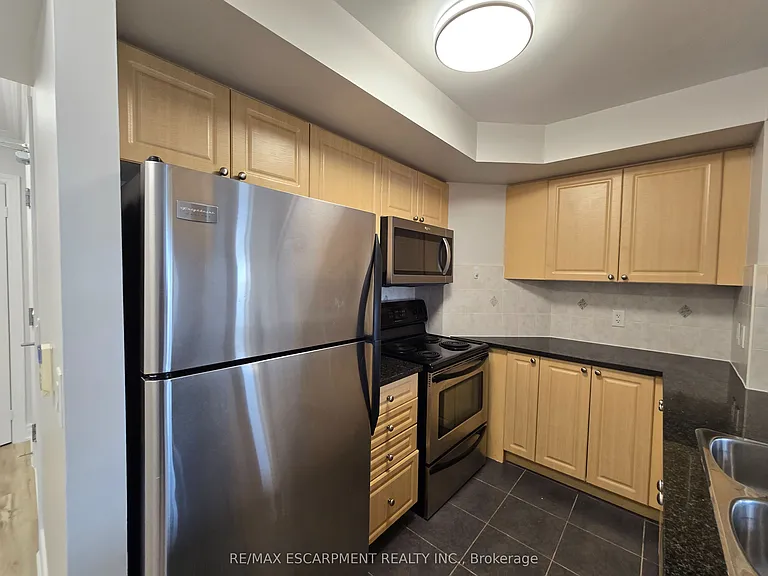 2391 Central Park Dr #612 — Photo 5