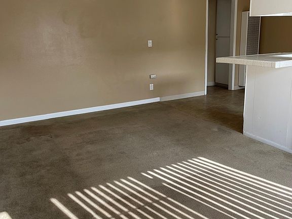 2nd image of 3829 39th St APT 6