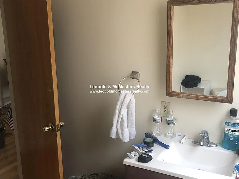 59 Waverly St #1 — Photo 20