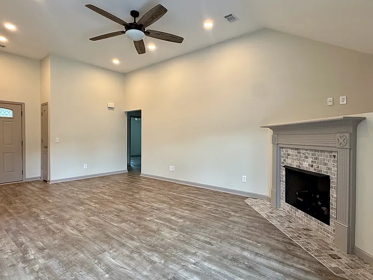 6 Grenwick Ln — Photo 10