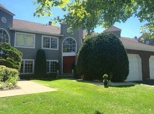 5 Beekman Hill Rd, Caldwell, NJ 07006