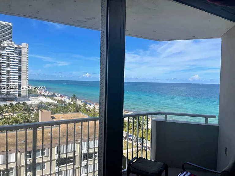 1950 S Ocean Dr #8K — Photo 13