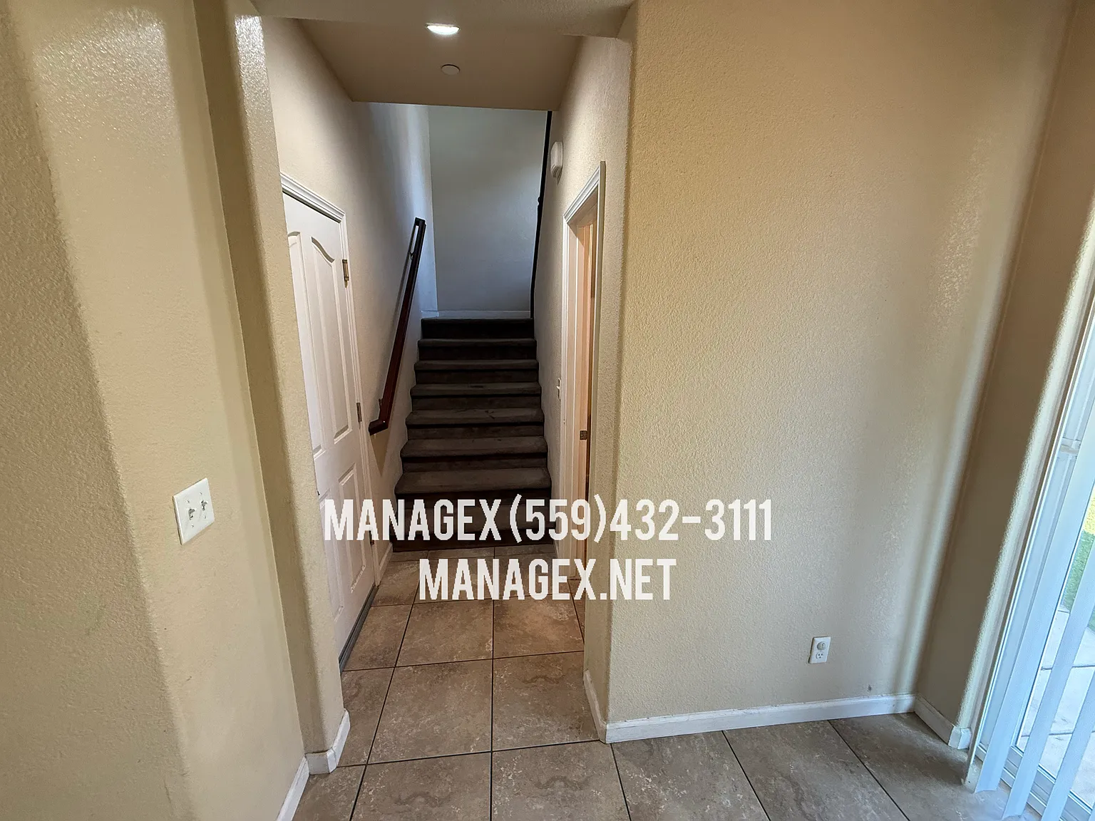 3 bed, 2.5 bath, 1783 sqft, $2,200 — Photo 4