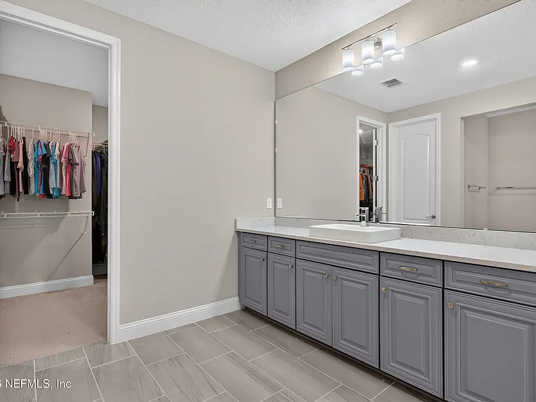 22 Azura Point — Photo 29
