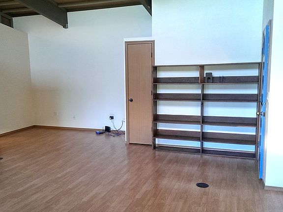 5th image of 1800 252nd St NW #A