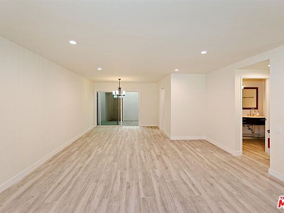 3rd image of 3500 W Manchester Blvd Unit 363