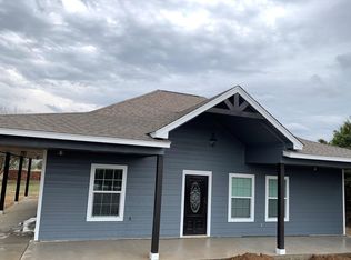 801 Overlook Dr, Cleburne, TX 76033