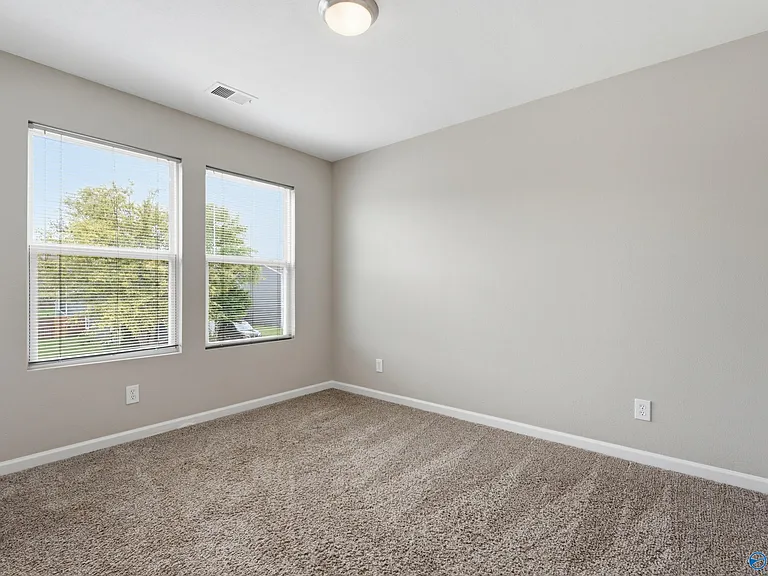 3262 Lakeland Dr — Photo 13