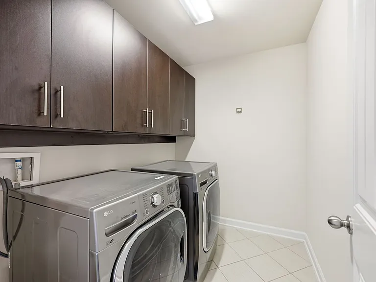 304 Atwood Dr — Photo 25