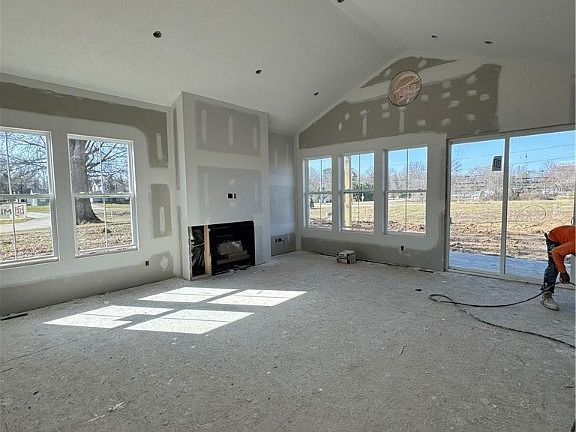 2nd image of 6921 Heritage Park Ave NW
