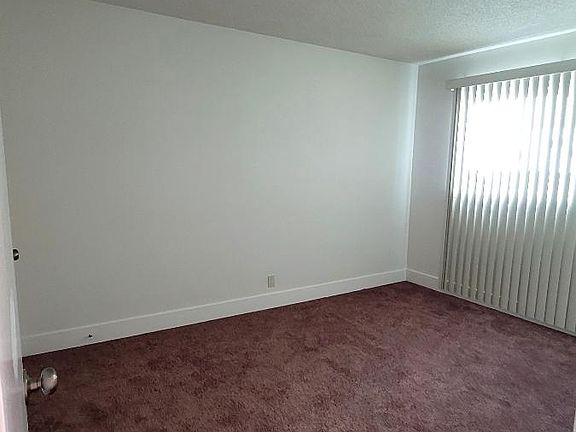 3rd image of 313 E Plymouth St APT 1