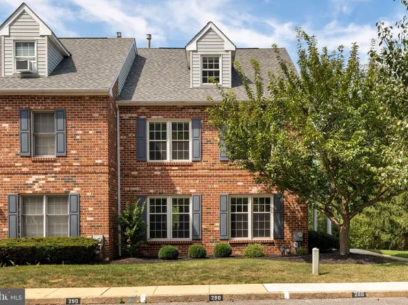 290 Liberty Ct, Collegeville, PA 19426