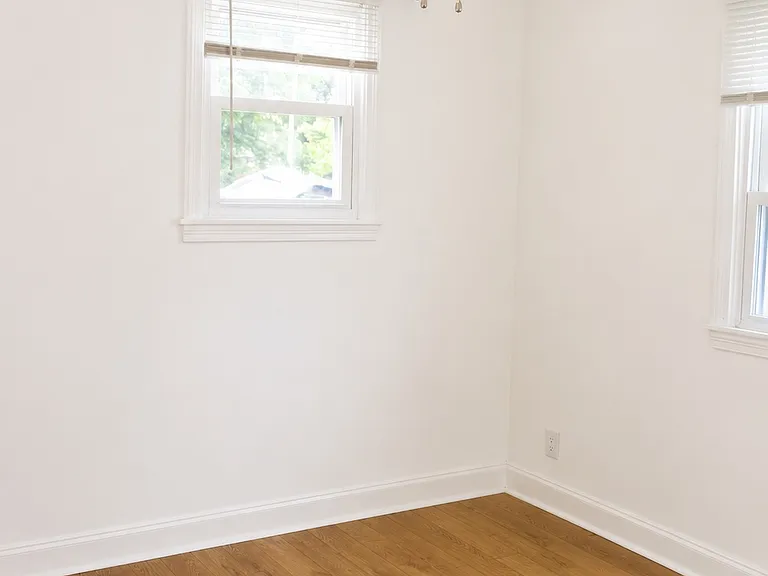 241 Sycamore Rd — Photo 14