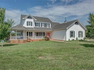 182 Northshore Dr, Cherryville, NC 28021