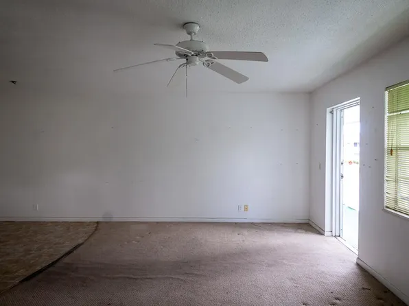 117 Kingswood F #117, West Palm Beach, FL 33417