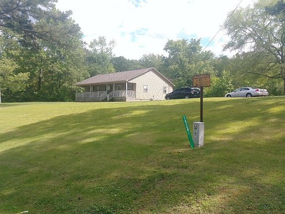 2nd image of 1424 Wildersville Rd