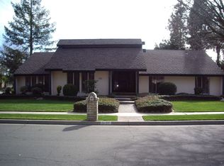 3155 W Los Altos Ave, Fresno, CA