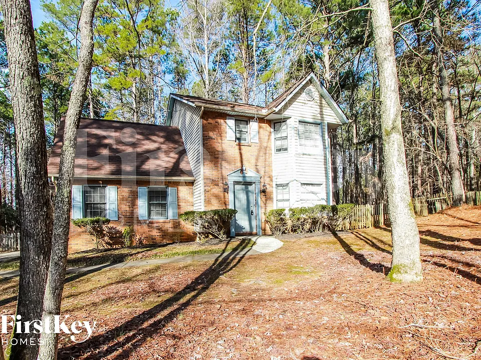 145 Fontaine Way