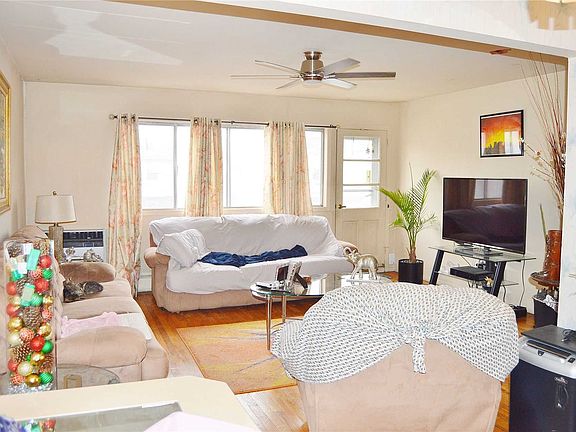 3rd image of 137-24 81st St